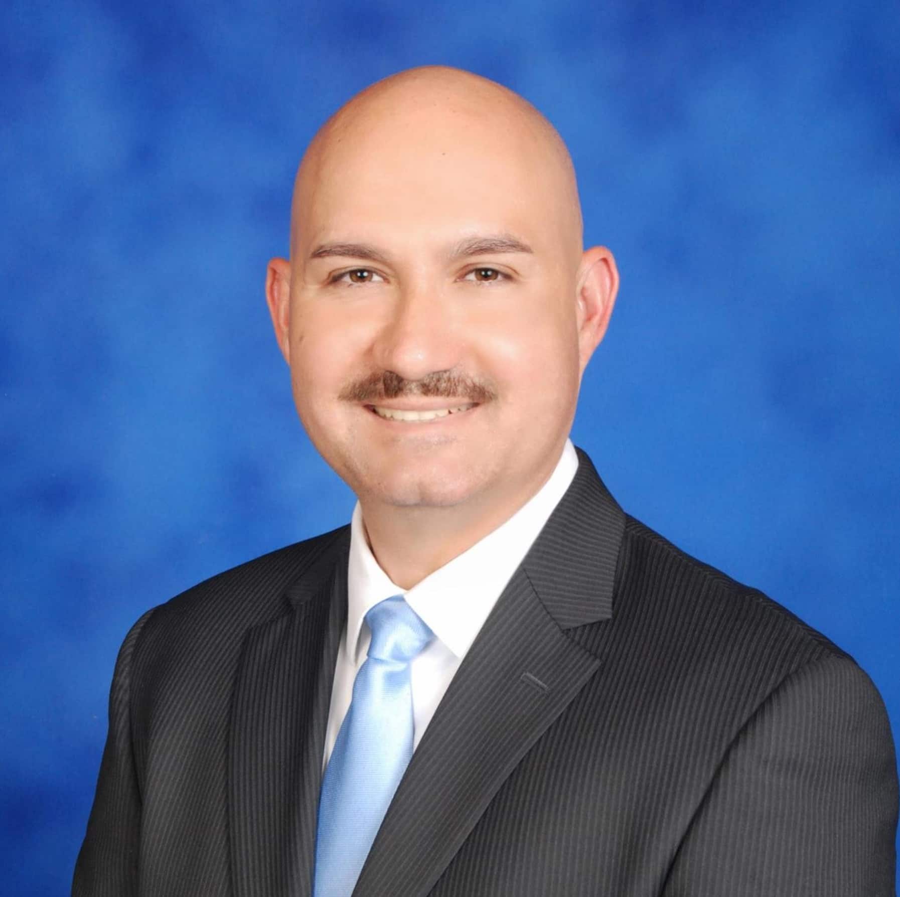 Picture of Dr. Ramiro Rubalcaba